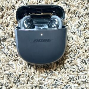 Bose Qc II brand new